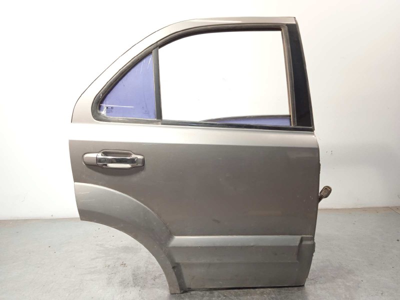 Recambio de puerta trasera derecha para kia sorento 2.5 crdi cat referencia OEM IAM 770043E111  