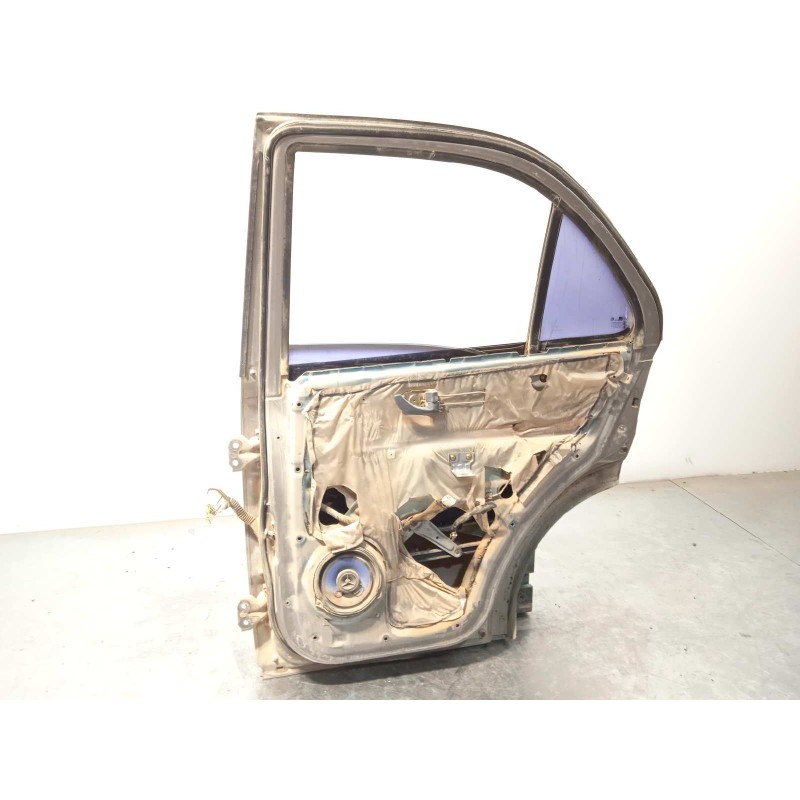 Recambio de puerta trasera derecha para kia sorento 2.5 crdi cat referencia OEM IAM 770043E111  