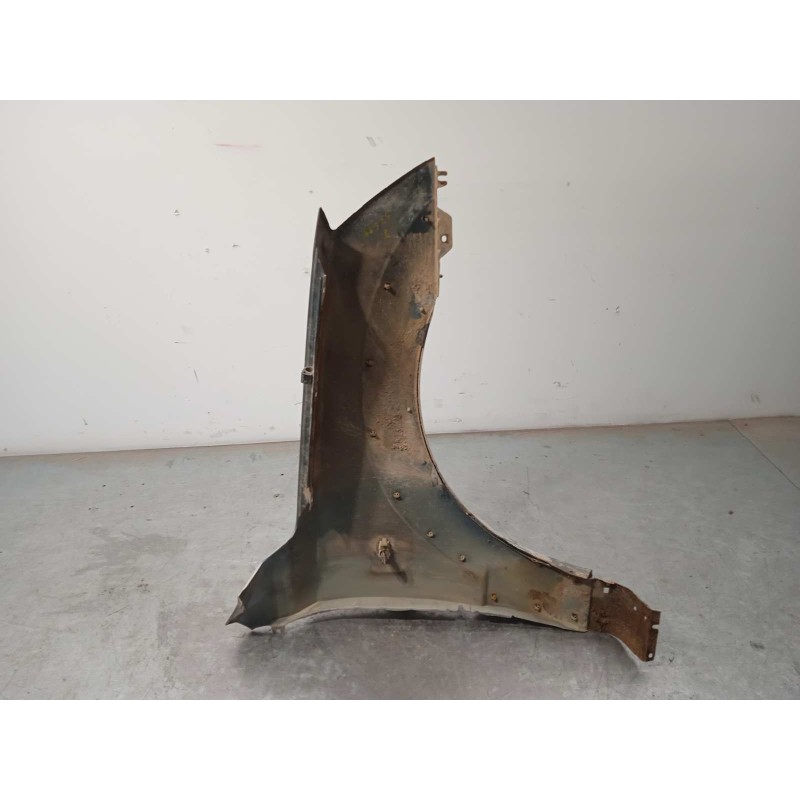 Recambio de aleta delantera izquierda para kia sorento 2.5 crdi cat referencia OEM IAM 663113E141  