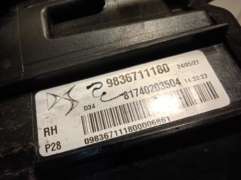 Recambio de piloto trasero derecho para ds 3 crossback 1.2 12v puretech referencia OEM IAM 9836711180  