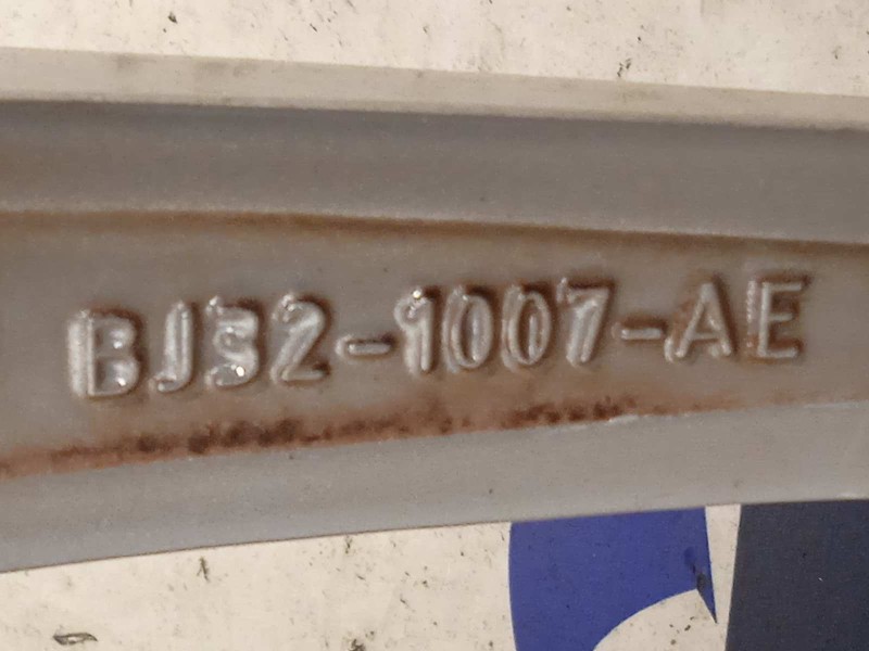 Recambio de llanta para land rover evoque 2.0 td4 cat referencia OEM IAM BJ3210007AE  LR073511