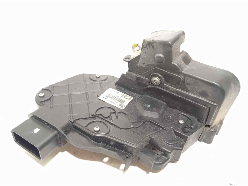 Recambio de cerradura puerta delantera derecha para volvo xc70 2.4 diesel cat referencia OEM IAM 31253674  