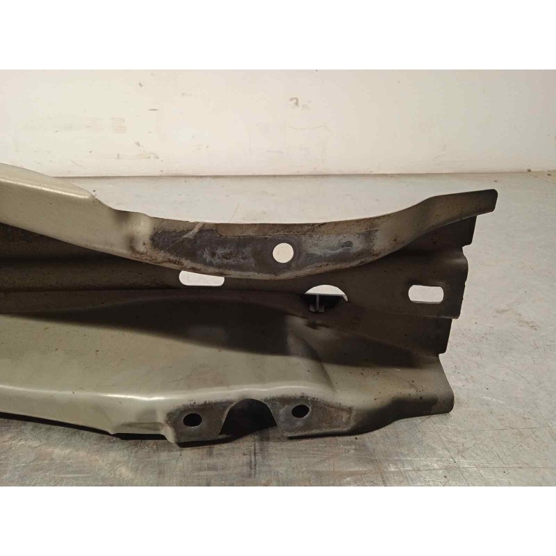 Recambio de refuerzo paragolpes trasero para volvo xc70 2.4 diesel cat referencia OEM IAM 31217938  