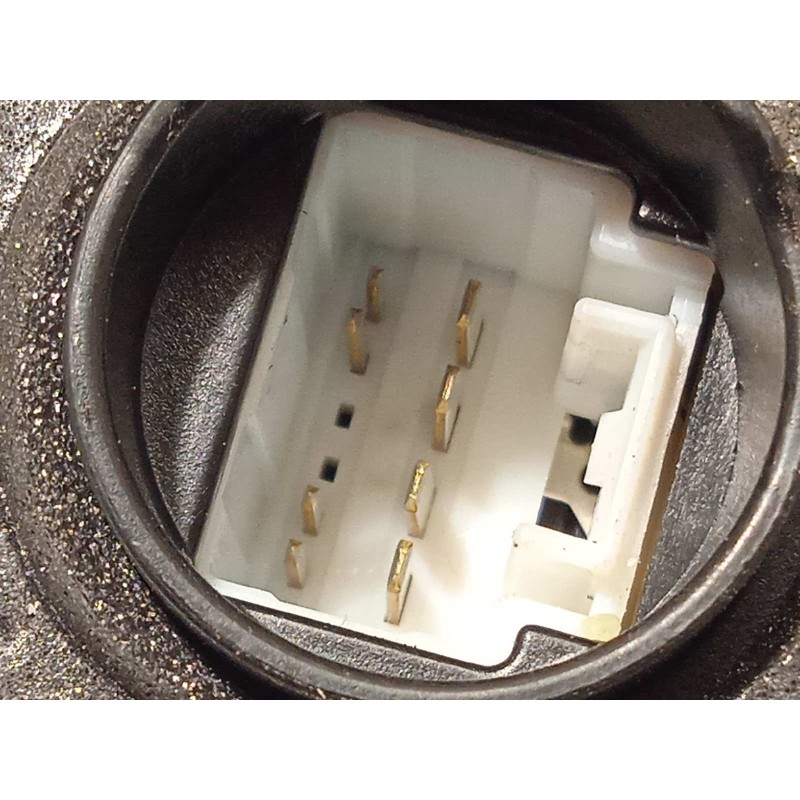 Recambio de cerradura puerta delantera derecha para lexus es 300h referencia OEM IAM 6903048130  