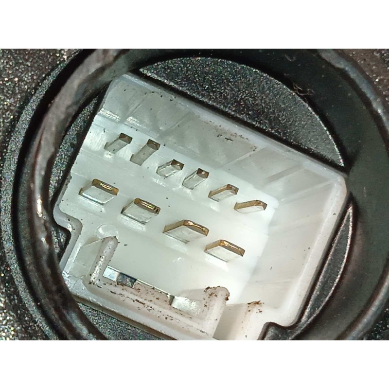 Recambio de cerradura puerta delantera izquierda para lexus es 300h referencia OEM IAM 6904048110  