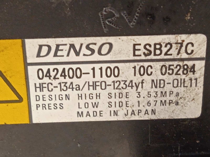 Recambio de compresor aire acondicionado para lexus es 300h referencia OEM IAM 0424001100  