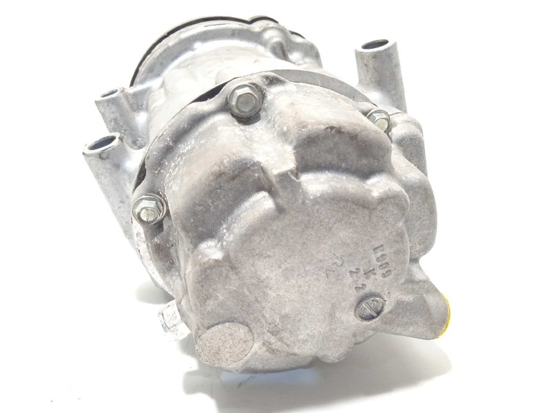 Recambio de compresor aire acondicionado para lexus es 300h referencia OEM IAM 0424001100  