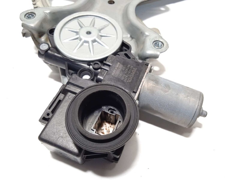 Recambio de elevalunas delantero izquierdo para lexus es 300h referencia OEM IAM 8572033350  0620205551