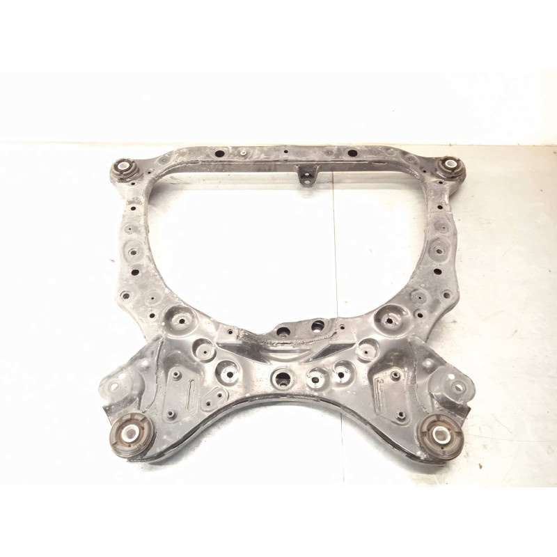 Recambio de puente delantero para lexus es 300h referencia OEM IAM 5110033170  