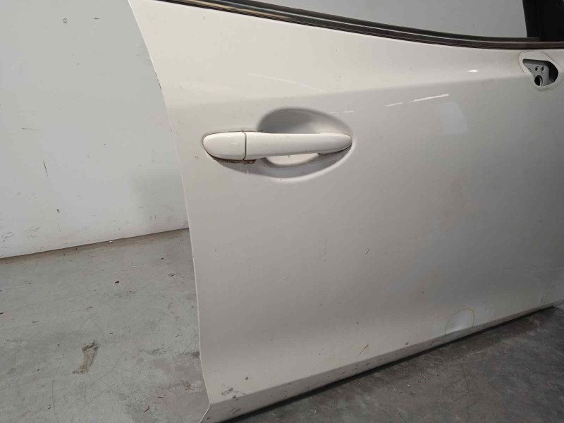 Recambio de puerta delantera derecha para mazda 3 lim. () 2.2 turbodiesel cat referencia OEM IAM BHY05802XE  