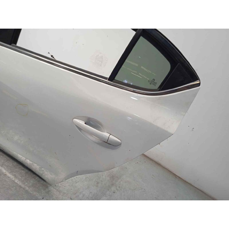 Recambio de puerta trasera izquierda para mazda 3 lim. () 2.2 turbodiesel cat referencia OEM IAM BHY07302XF  