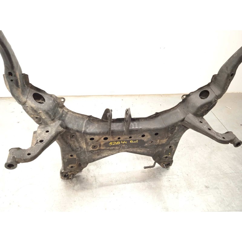 Recambio de puente delantero para mazda 3 lim. () 2.2 turbodiesel cat referencia OEM IAM GHP93480XC  