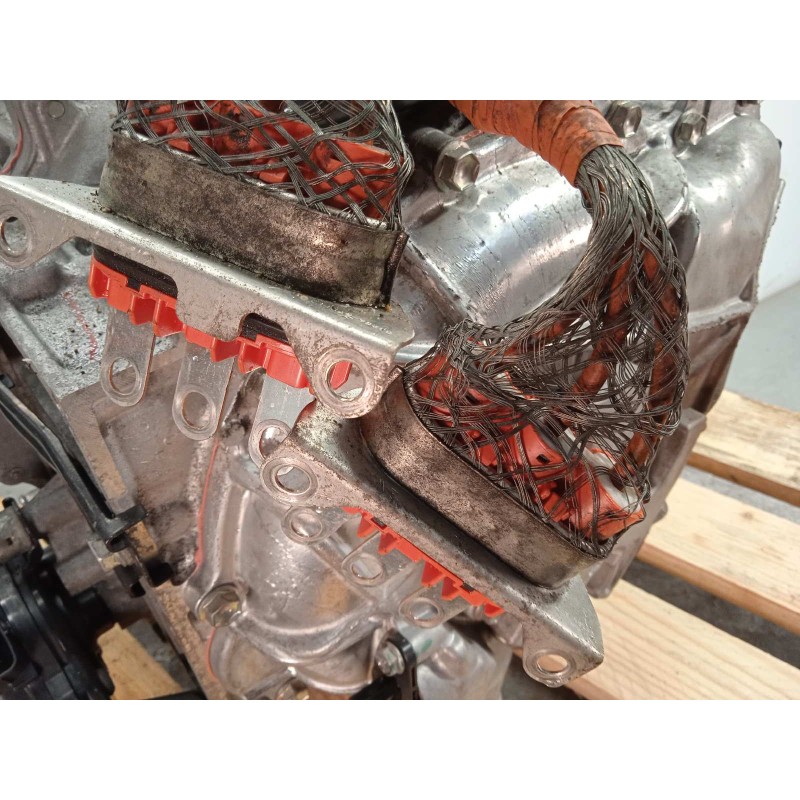 Recambio de caja cambios para toyota auris 1.8 16v (híbrido) referencia OEM IAM 3090047064  