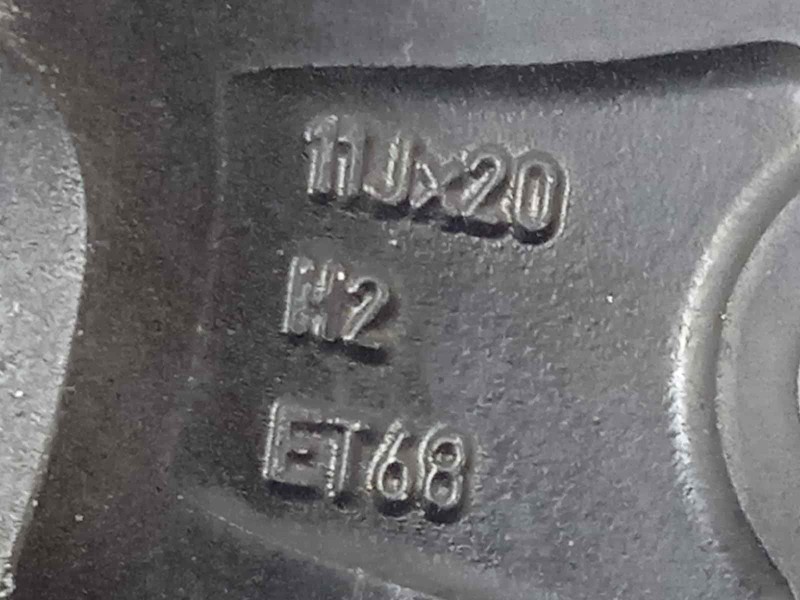 Recambio de llanta para porsche panamera 4 s referencia OEM IAM 97036219200 97036219205 970362192059A1