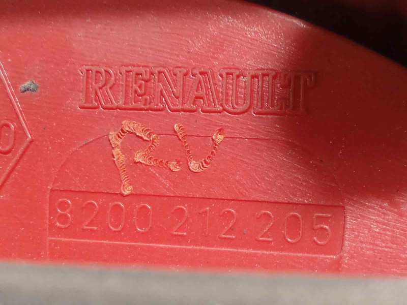 Recambio de piloto trasero izquierdo para renault modus confort dynamique referencia OEM IAM 8200212205  