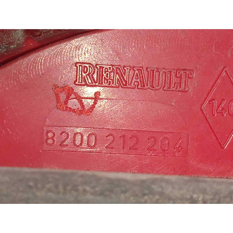 Recambio de piloto trasero derecho para renault modus confort dynamique referencia OEM IAM 8200212204  