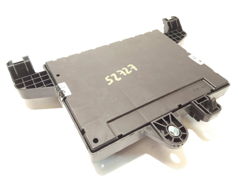 Recambio de caja reles / fusibles para opel zafira tourer 2.0 cdti cat referencia OEM IAM 13368651  365927271