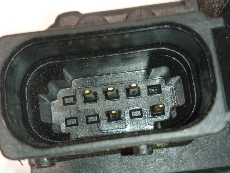 Recambio de cerradura puerta delantera derecha para opel zafira tourer 2.0 cdti cat referencia OEM IAM 13579523  