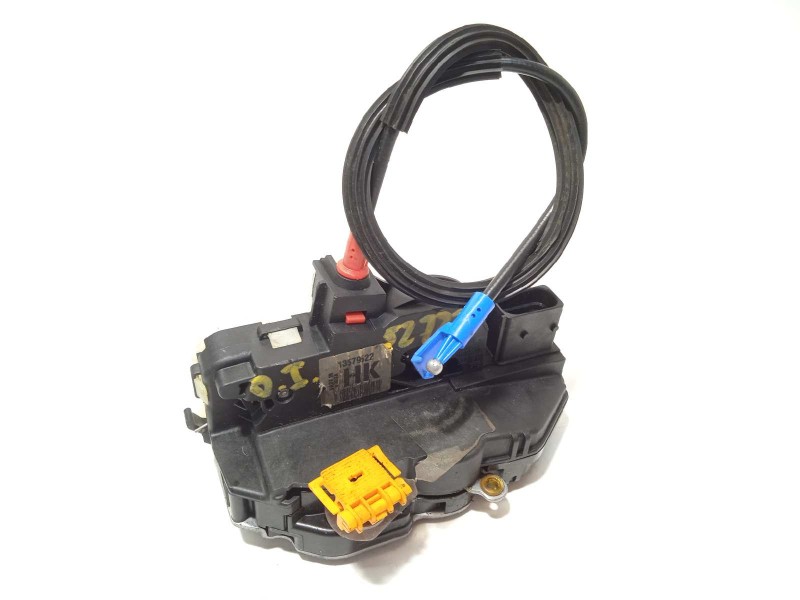 Recambio de cerradura puerta delantera izquierda para opel zafira tourer 2.0 cdti cat referencia OEM IAM 13579522  