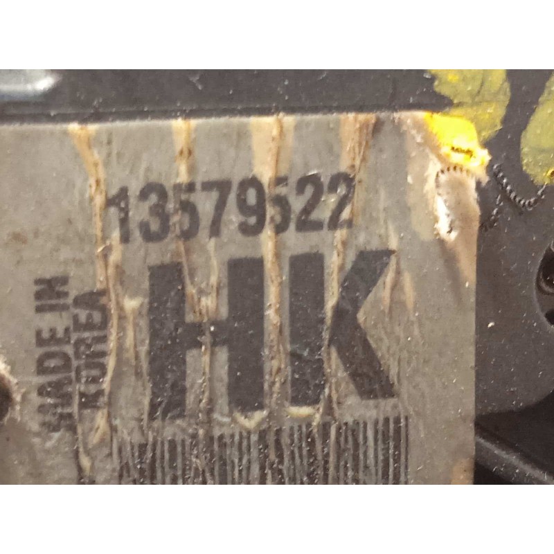 Recambio de cerradura puerta delantera izquierda para opel zafira tourer 2.0 cdti cat referencia OEM IAM 13579522  