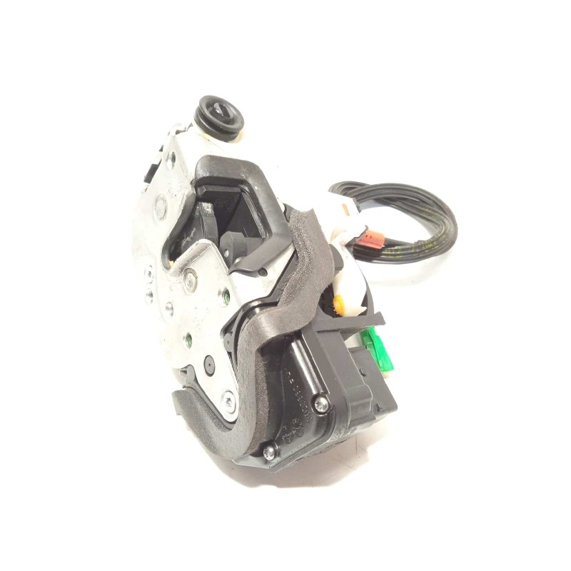 Recambio de cerradura puerta trasera derecha para opel zafira tourer 2.0 cdti cat referencia OEM IAM 13579556  