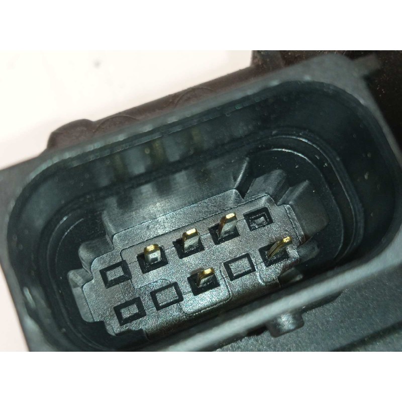 Recambio de cerradura puerta trasera derecha para opel zafira tourer 2.0 cdti cat referencia OEM IAM 13579556  