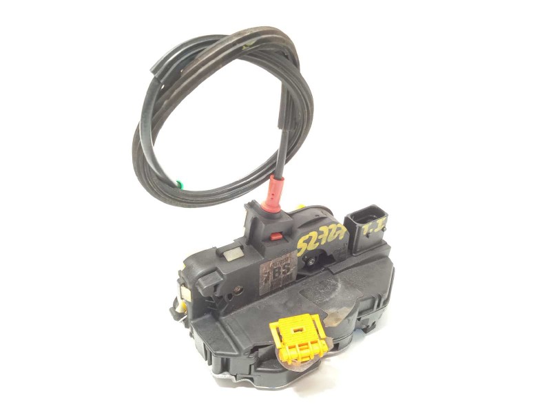 Recambio de cerradura puerta trasera izquierda para opel zafira tourer 2.0 cdti cat referencia OEM IAM 13579557  