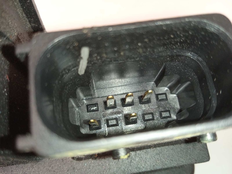 Recambio de cerradura puerta trasera izquierda para opel zafira tourer 2.0 cdti cat referencia OEM IAM 13579557  