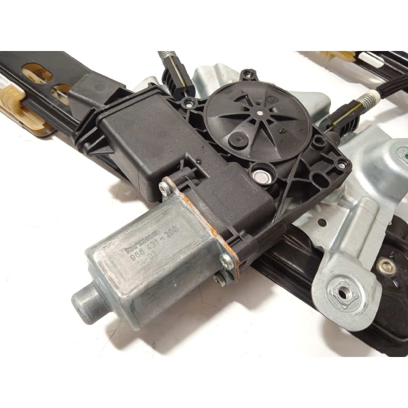 Recambio de elevalunas delantero izquierdo para opel zafira tourer 2.0 cdti cat referencia OEM IAM 13260137  