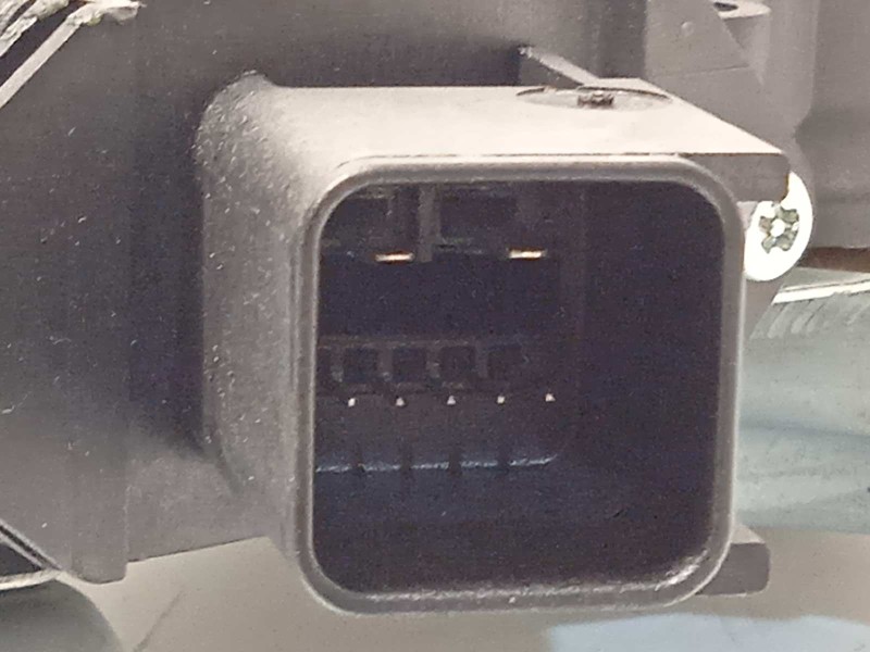 Recambio de elevalunas trasero izquierdo para opel zafira tourer 2.0 cdti cat referencia OEM IAM 13260141  