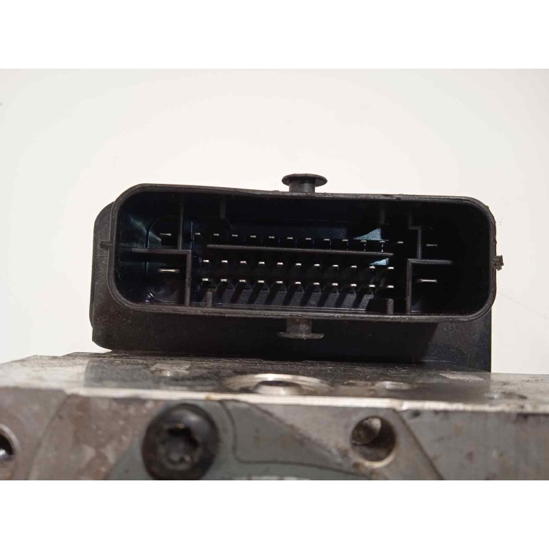 Recambio de abs para kia cee´d 1.4 crdi cat referencia OEM IAM 58920A2230 6158945200 A258920800