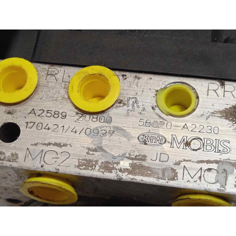 Recambio de abs para kia cee´d 1.4 crdi cat referencia OEM IAM 58920A2230 6158945200 A258920800