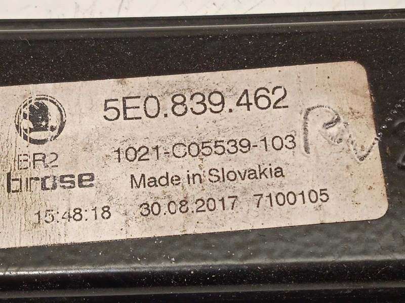 Recambio de elevalunas trasero derecho para skoda octavia combi (5e5) rs referencia OEM IAM 5E0839462  5Q0959812E