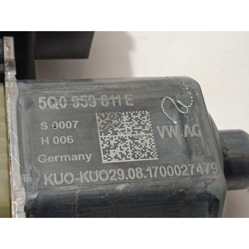 Recambio de elevalunas trasero izquierdo para skoda octavia combi (5e5) rs referencia OEM IAM 5E0839461  5Q0959811E