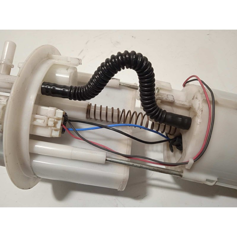 Recambio de bomba combustible para toyota aygo (kgb/wnb) 1.0 cat referencia OEM IAM 770200H030  
