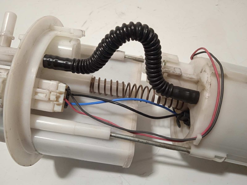 Recambio de bomba combustible para toyota aygo (kgb/wnb) 1.0 cat referencia OEM IAM 770200H030  