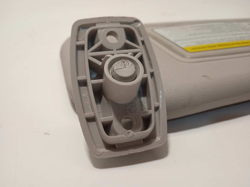 Recambio de parasol derecho para toyota aygo (kgb/wnb) 1.0 cat referencia OEM IAM 047410H030  