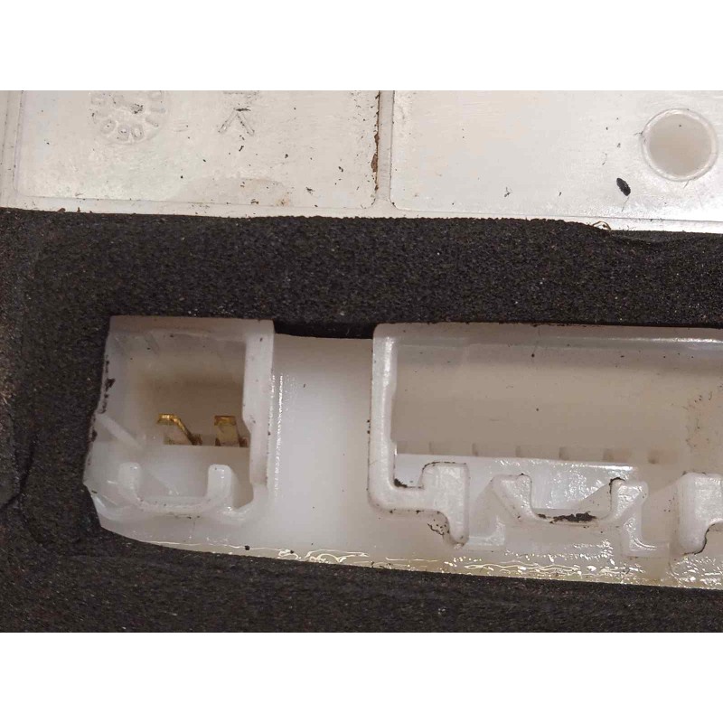 Recambio de cerradura puerta trasera derecha para subaru forester s12 2.0 diesel cat referencia OEM IAM 61035SC200  