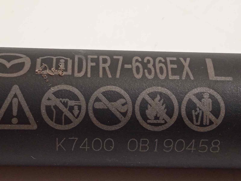 Recambio de amortiguadores maletero / porton para mazda cx-30 referencia OEM IAM DFR7636EX  