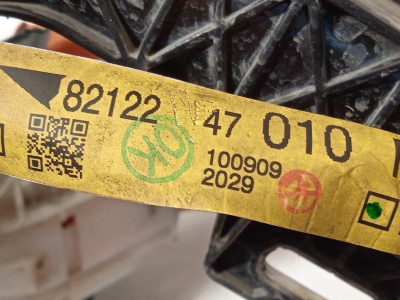 Recambio de modulo electronico para toyota auris hybrid active referencia OEM IAM 8216412140  8212247010