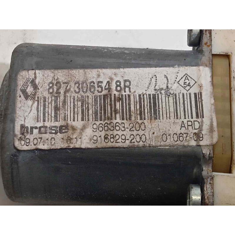 Recambio de elevalunas trasero derecho para renault megane iii berlina 5 p dynamique referencia OEM IAM 827200003R  827306548R