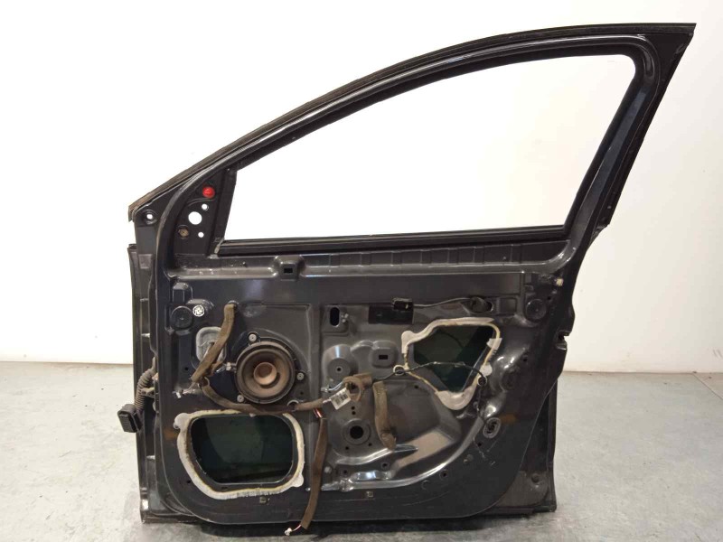 Recambio de puerta delantera derecha para renault megane iii berlina 5 p dynamique referencia OEM IAM 801003028R  801006560R