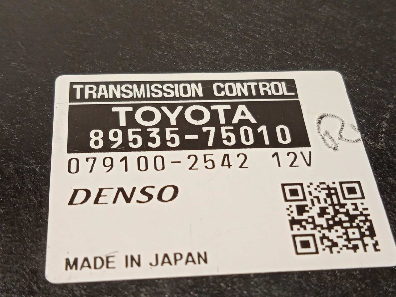 Recambio de centralita cambio automatico para toyota auris hybrid active referencia OEM IAM 8953575010  0791002542