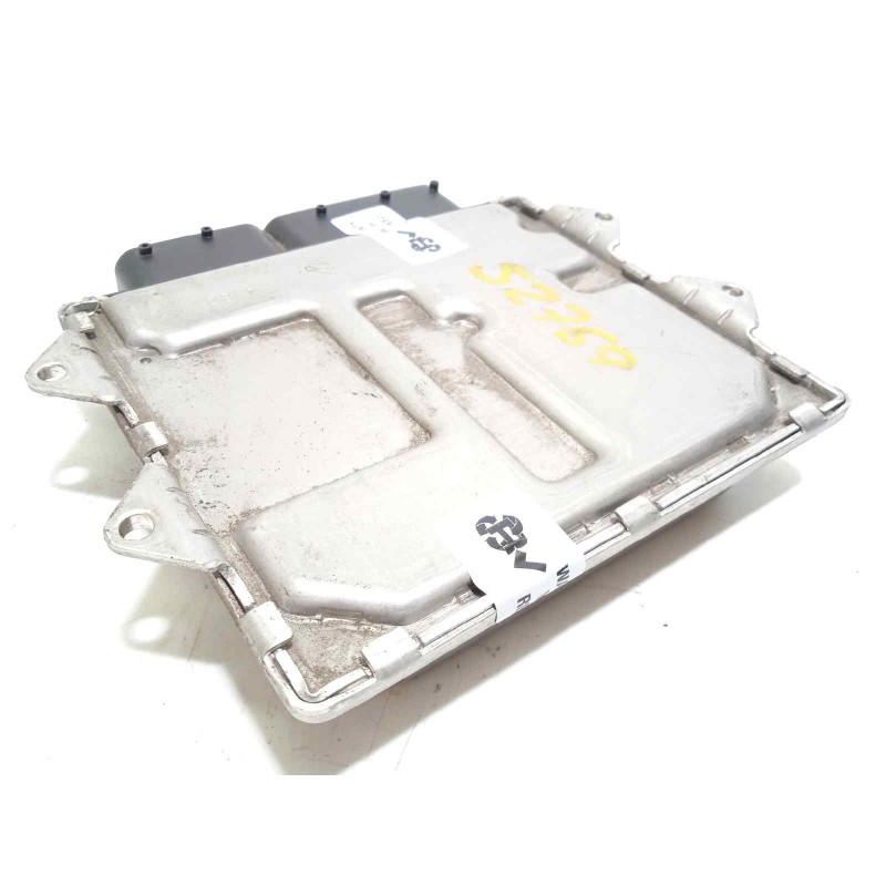 Recambio de centralita motor uce para opel combo d 1.3 16v cdti referencia OEM IAM 55260725  