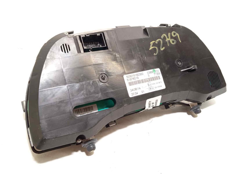 Recambio de cuadro instrumentos para opel combo d 1.3 16v cdti referencia OEM IAM 51976019  