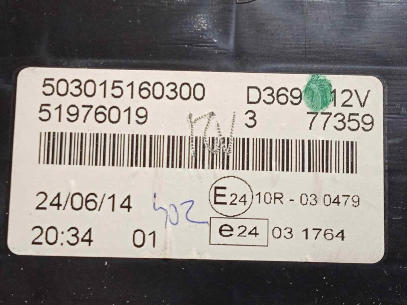 Recambio de cuadro instrumentos para opel combo d 1.3 16v cdti referencia OEM IAM 51976019  