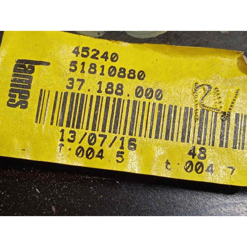 Recambio de elevalunas delantero izquierdo para opel combo d 1.3 16v cdti referencia OEM IAM 51810880  