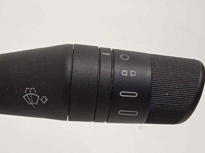 Recambio de mando intermitentes para opel combo d 1.3 16v cdti referencia OEM IAM 735606793  