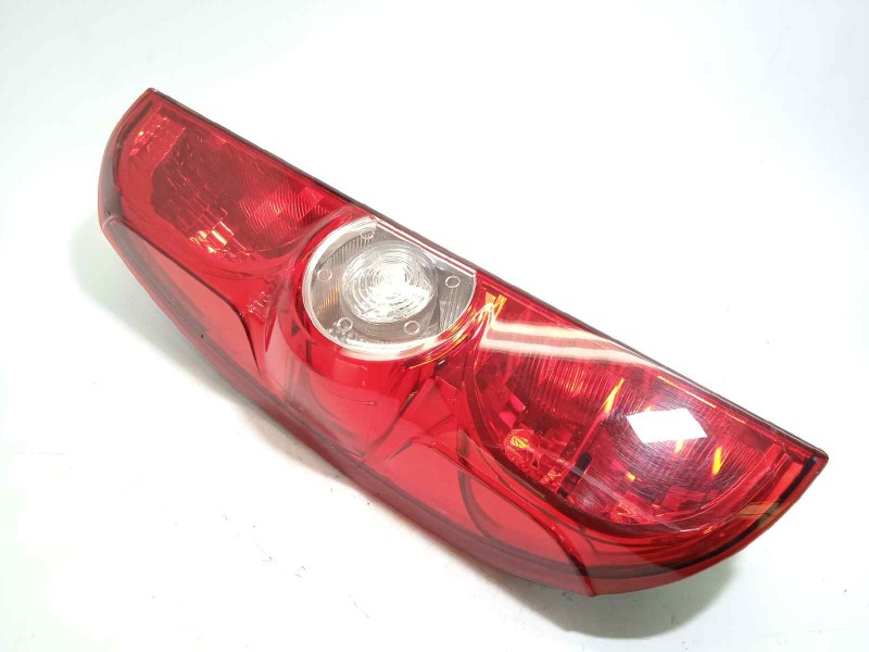 Recambio de piloto trasero izquierdo para opel combo d 1.3 16v cdti referencia OEM IAM 51924846  00519248460