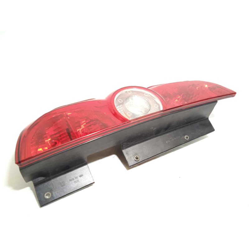 Recambio de piloto trasero izquierdo para opel combo d 1.3 16v cdti referencia OEM IAM 51924846  00519248460